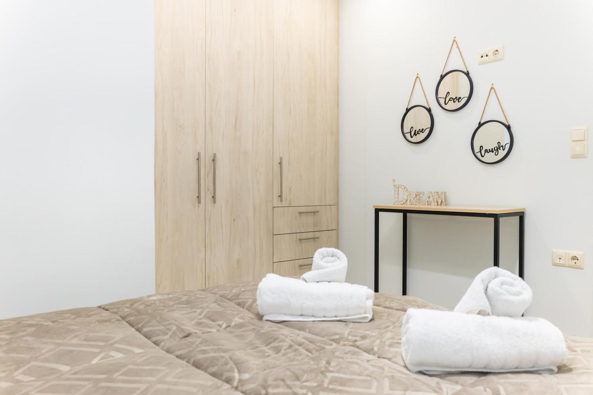 P&K Luxury Apartments 1 卡拉马塔 外观 照片